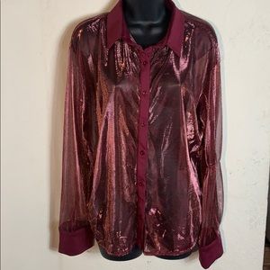 Wild Cat woven Burgundy shiny button down top